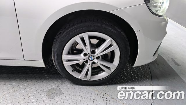 BMW 2-Series Joy