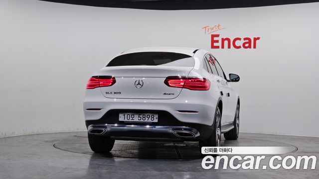 Mercedes-Benz GLC-Class GCL300 4MATIC Coupe