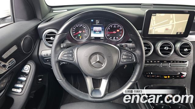 Mercedes-Benz GLC-Class GCL300 4MATIC Coupe