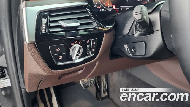 BMW 5-Series 520i M Sport