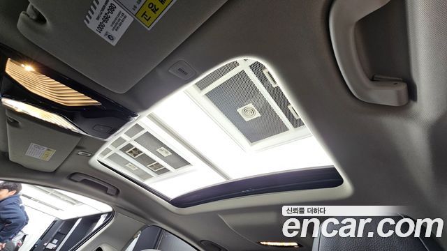 BMW 5-Series 520i Luxury