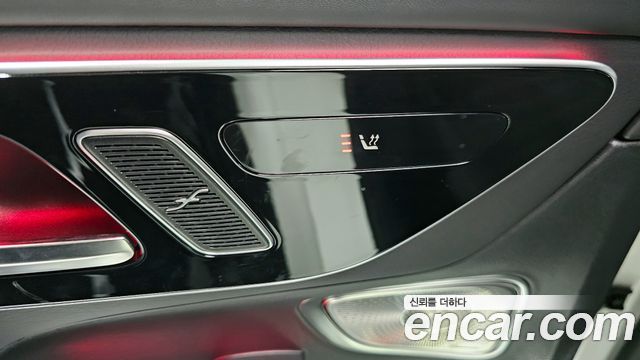 Mercedes-Benz GLC-Class GLC300 4MATIC AMG Line