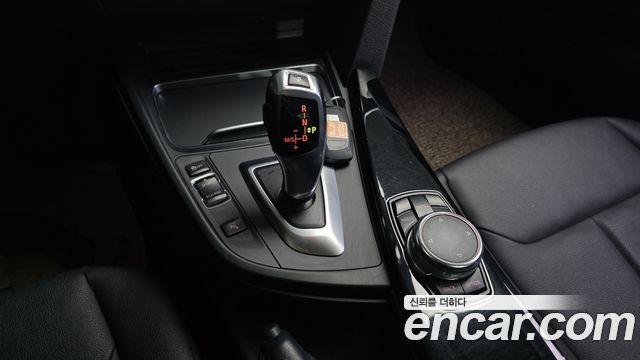 BMW 3-Series 320d