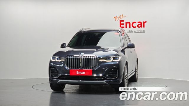 BMW X7 xDrive 40i Design Pure Excellence 6-Seater