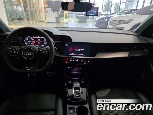 Audi RS3 2.5 TFSI Quattro