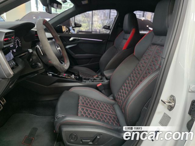 Audi RS3 2.5 TFSI Quattro