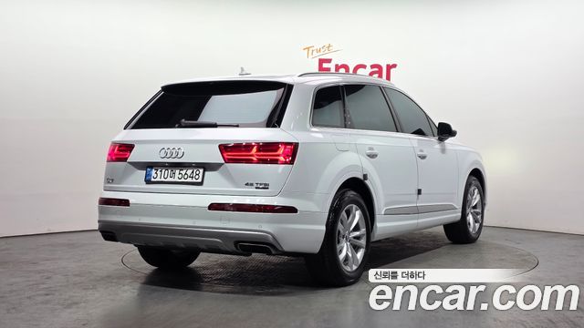 Audi Q7 45 TFSI Quattro