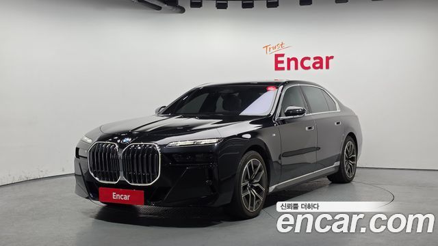 BMW 7-Series 740i xDrive M Sport