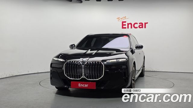 BMW 7-Series 740i xDrive M Sport