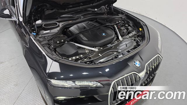 BMW 7-Series 740i xDrive M Sport