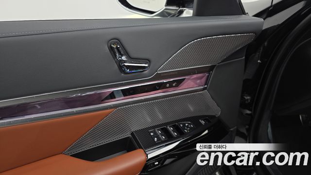 BMW 7-Series 740i xDrive M Sport