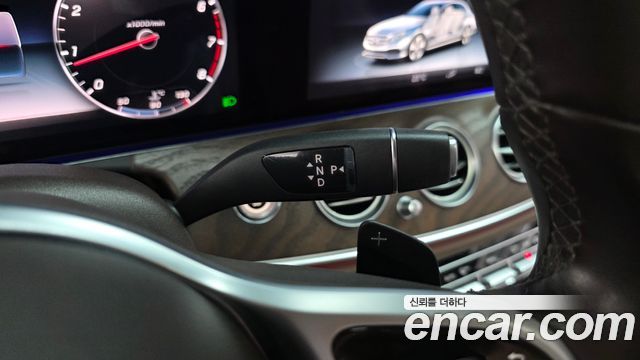 Mercedes-Benz E-Class E300 Exclusive