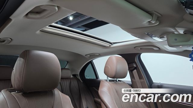 Mercedes-Benz E-Class E300 Exclusive