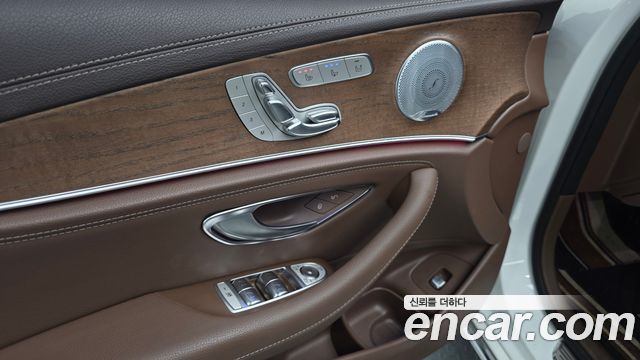Mercedes-Benz E-Class E300 Exclusive