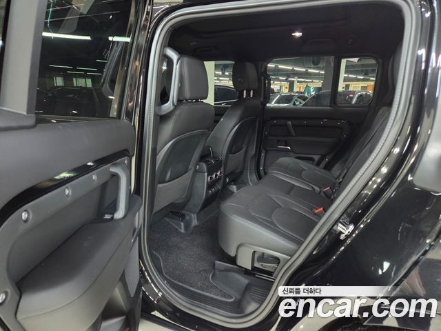 Land Rover Defender 130 P400 Outbound