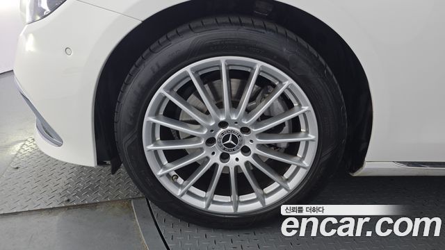Mercedes-Benz E-Class E250 Exclusive
