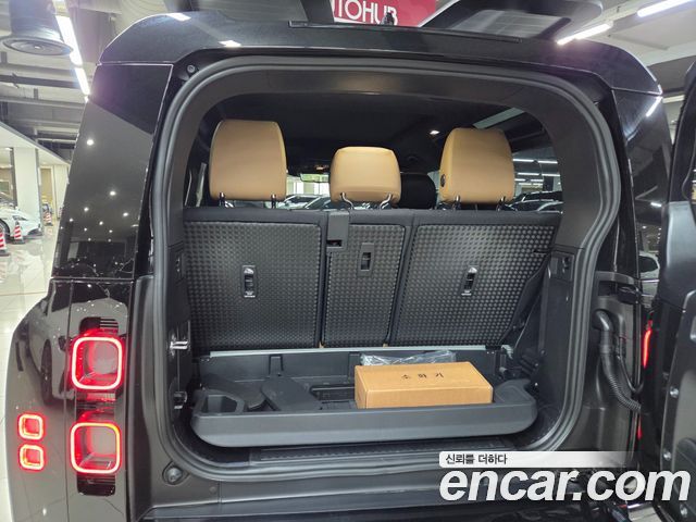 Land Rover Defender 90 P400 X