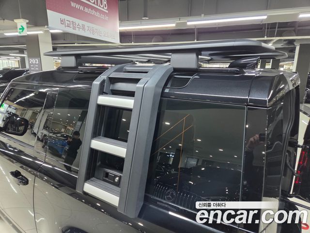 Land Rover Defender 90 P400 X