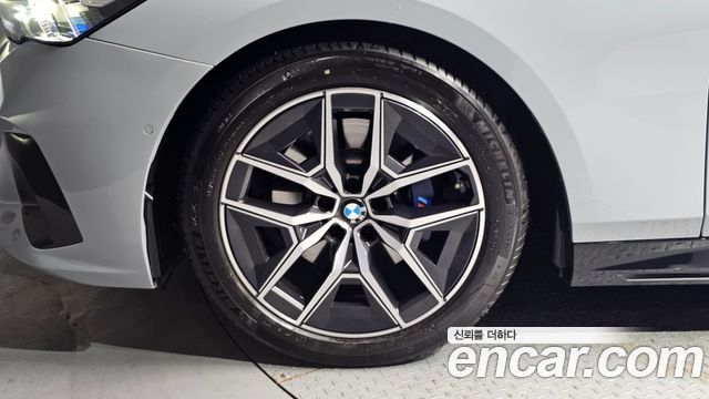 BMW 5-Series 523d M Sport