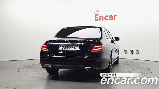 Mercedes-Benz E-Class E250 Avantgarde