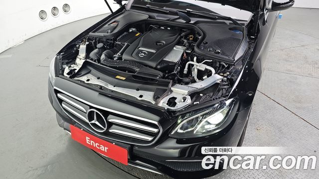 Mercedes-Benz E-Class E250 Avantgarde