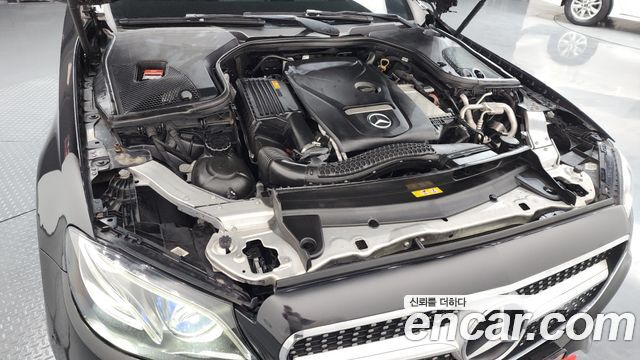 Mercedes-Benz E-Class E300 AMG Line