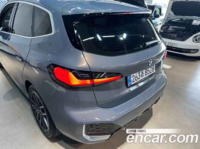 BMW 2-Series 220i M Sport