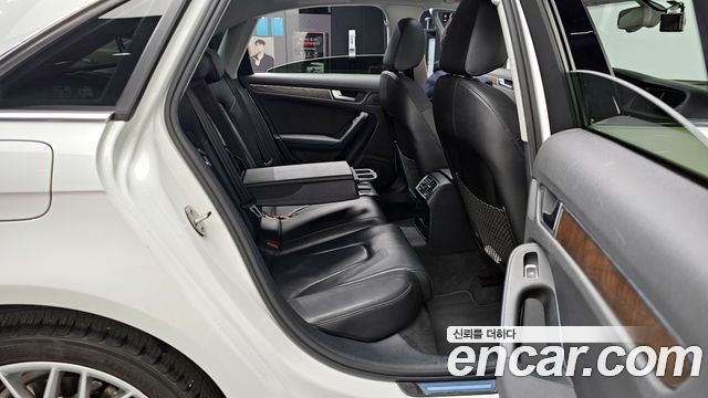 Audi A4 30 TDI Dynamic