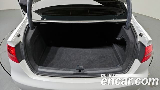 Audi A4 30 TDI Dynamic