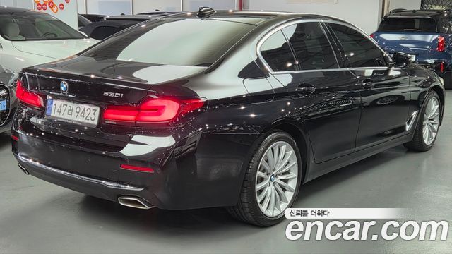 BMW 5-Series 530i Luxury