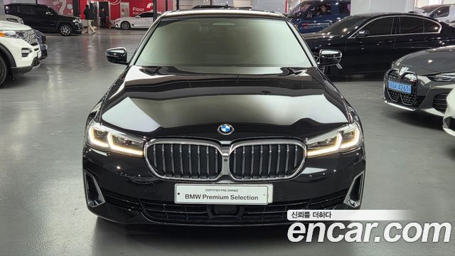 BMW 5-Series 530i Luxury