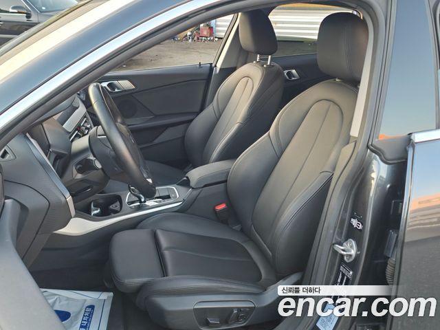 BMW 2-Series 218d Advantage