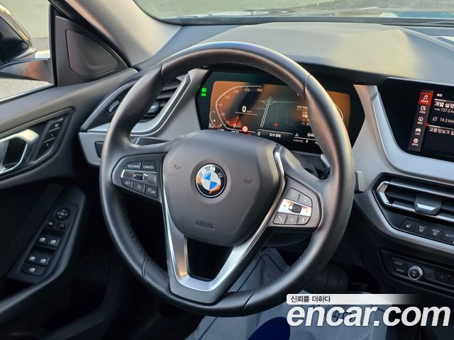 BMW 2-Series 218d Advantage