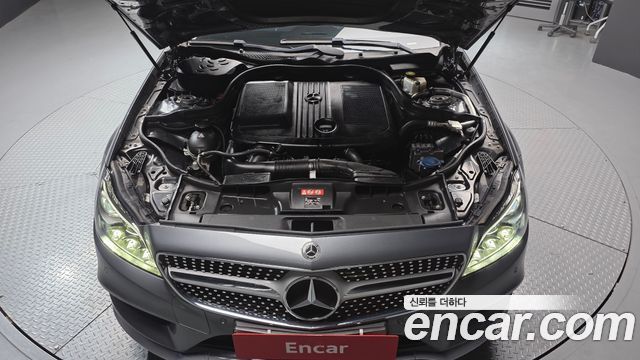 Mercedes-Benz CLS-Class CLS250 d 4MATIC AMG Line