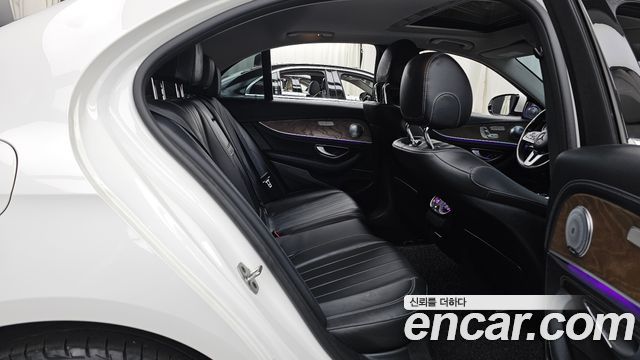 Mercedes-Benz E-Class E220d Exclusive