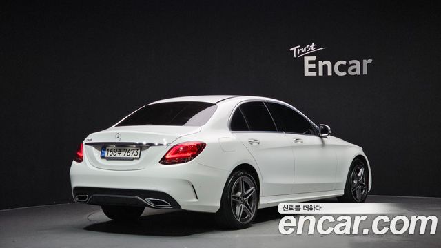 Mercedes-Benz C-Class C200 AMG Line