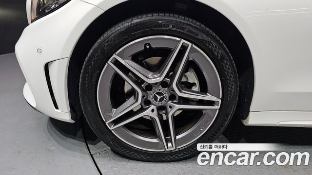 Mercedes-Benz C-Class C200 AMG Line