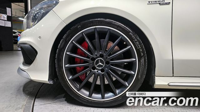 Mercedes-Benz CLA-Class CLA45 AMG 4MATIC