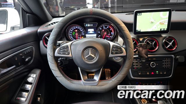 Mercedes-Benz CLA-Class CLA45 AMG 4MATIC