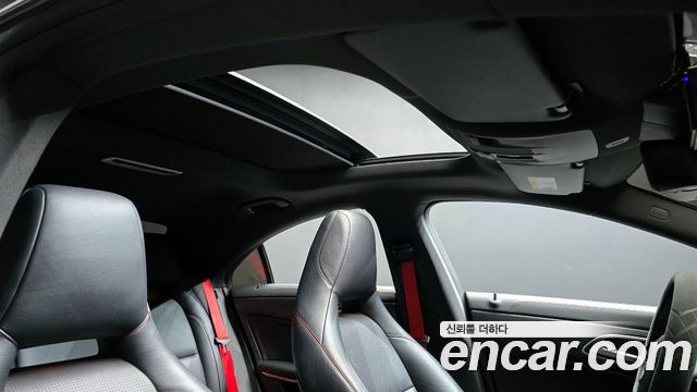 Mercedes-Benz CLA-Class CLA45 AMG 4MATIC