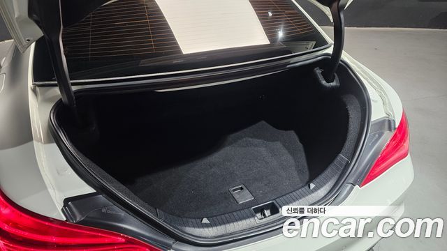 Mercedes-Benz CLA-Class CLA45 AMG 4MATIC