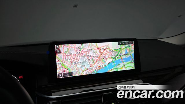 BMW 5-Series 520i Luxury