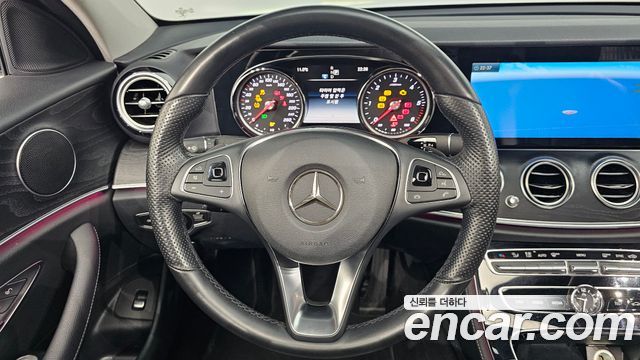 Mercedes-Benz E-Class E220d Avantgarde