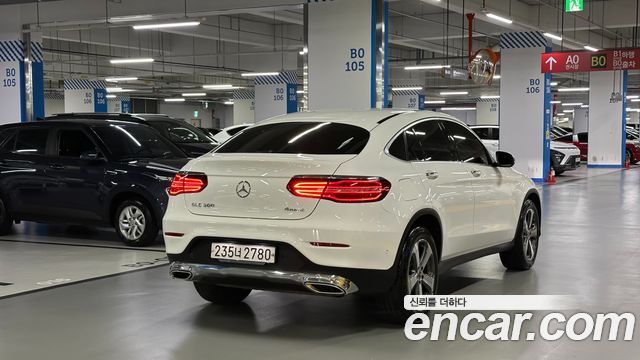 Mercedes-Benz GLC-Class GCL300 4MATIC Coupe