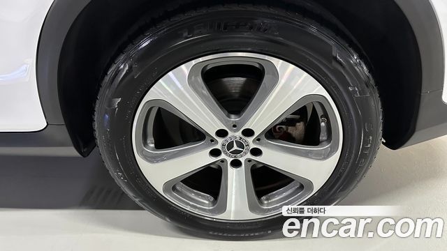 Mercedes-Benz GLC-Class GCL300 4MATIC Coupe