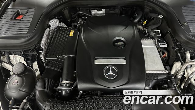 Mercedes-Benz GLC-Class GCL300 4MATIC Coupe