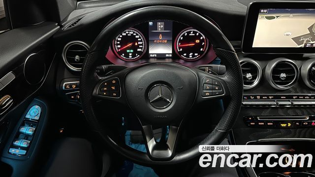 Mercedes-Benz GLC-Class GCL300 4MATIC Coupe
