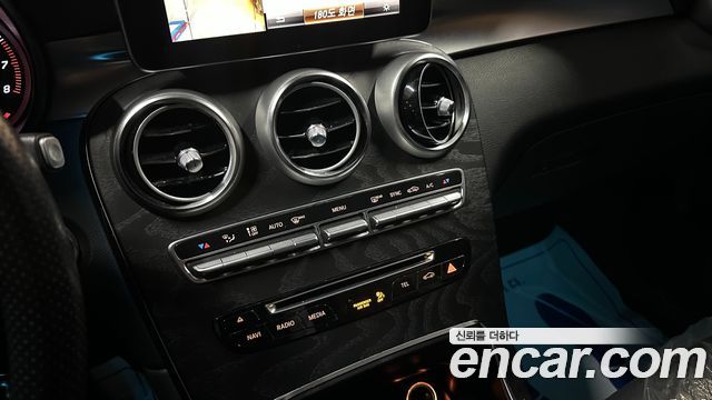 Mercedes-Benz GLC-Class GCL300 4MATIC Coupe
