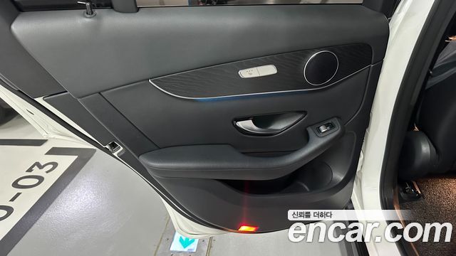 Mercedes-Benz GLC-Class GCL300 4MATIC Coupe