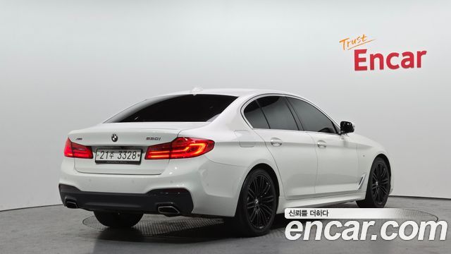BMW 5-Series 530i xDrive M Sport Package Plus